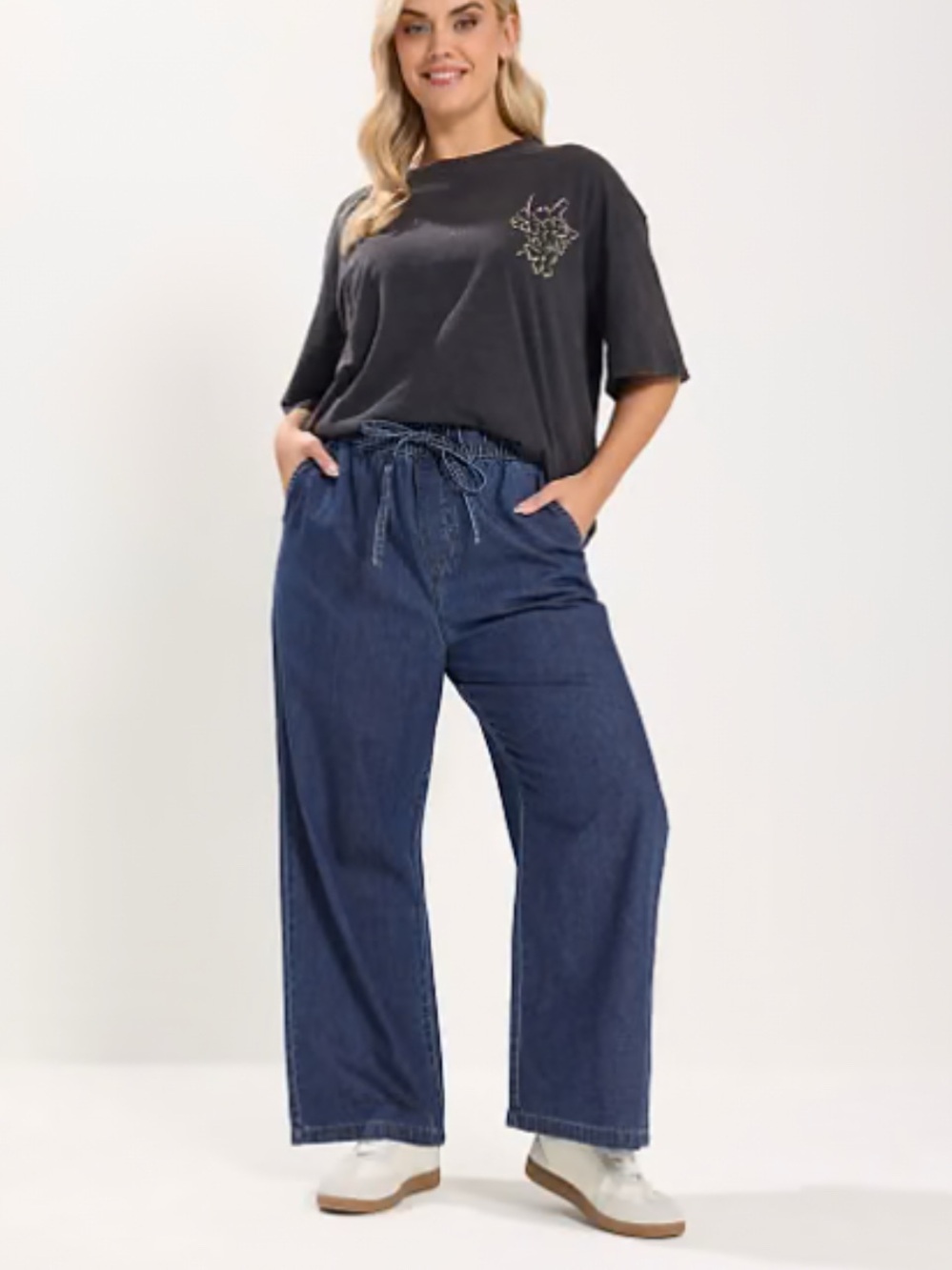 Carreli Wide Leg Drawstring Soft Jeans in Dark Blue size M